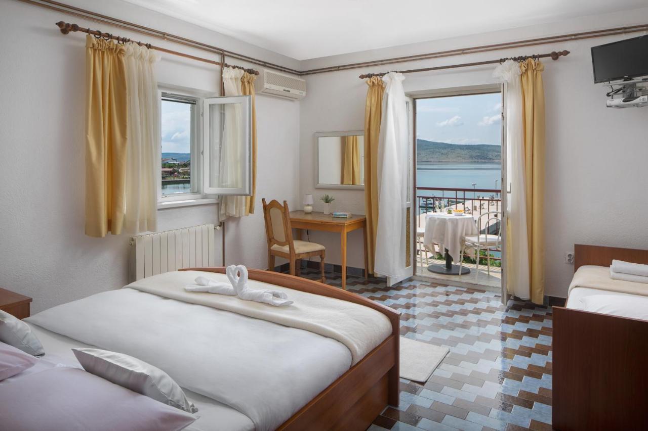 Pansion Andelko Bed and Breakfast Starigrad Paklenica Exteriör bild